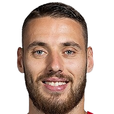 https://img.kracki.com/img/football/player/aeacab27d1ca9c52ba3a2c135c647816.png